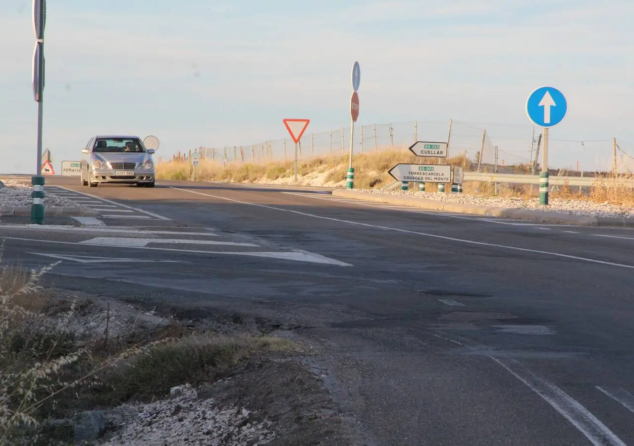 La Junta estudiará la seguridad vial en Escarabajosa en 2027