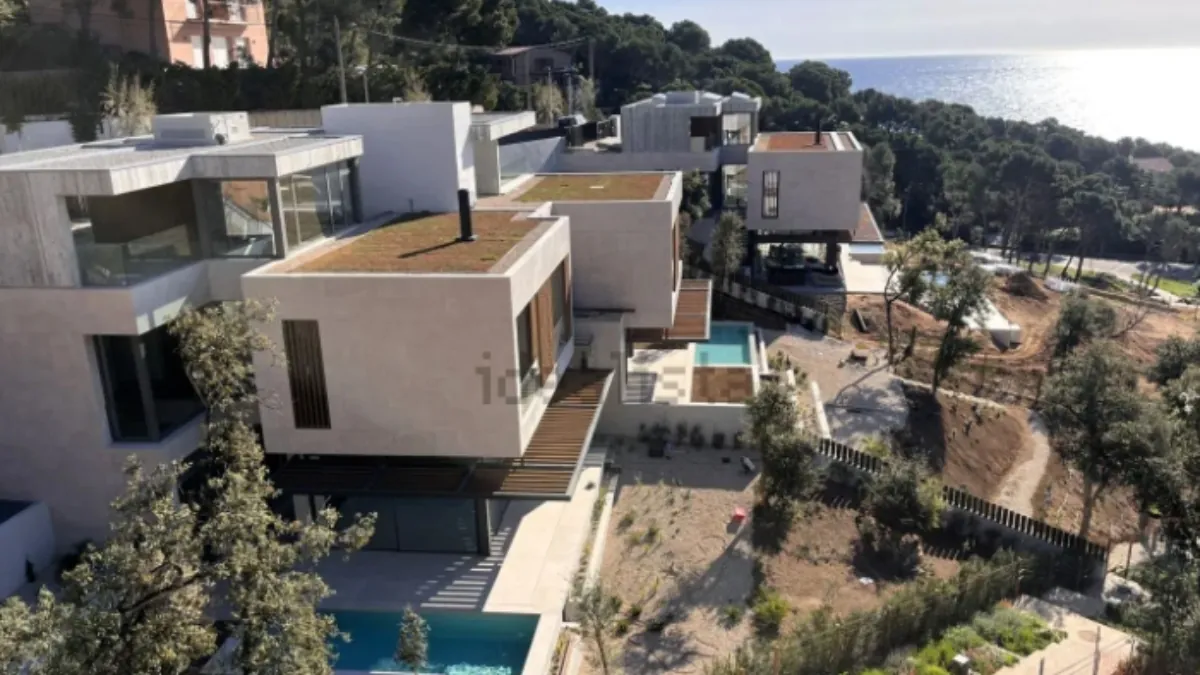 El Ayuntamiento de Palafrugell autoriza la urbanización de 15 chalés