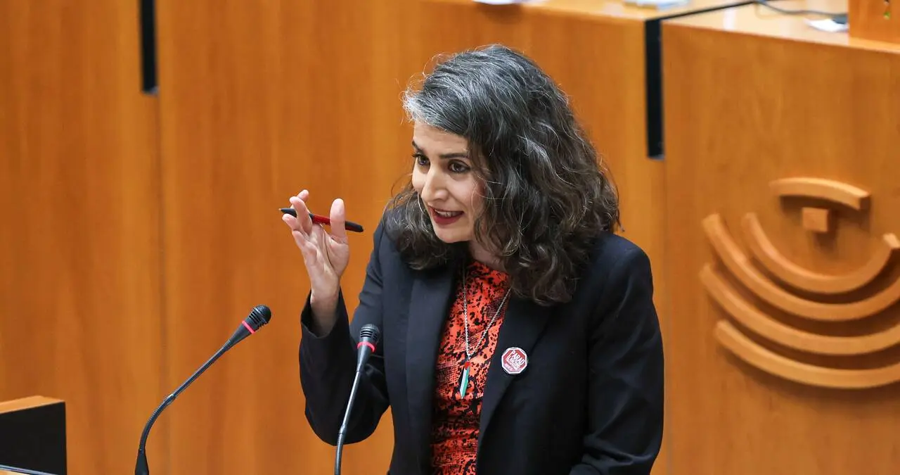 Irene de Miguel denuncia que la izquierda estatal juega a los tronos