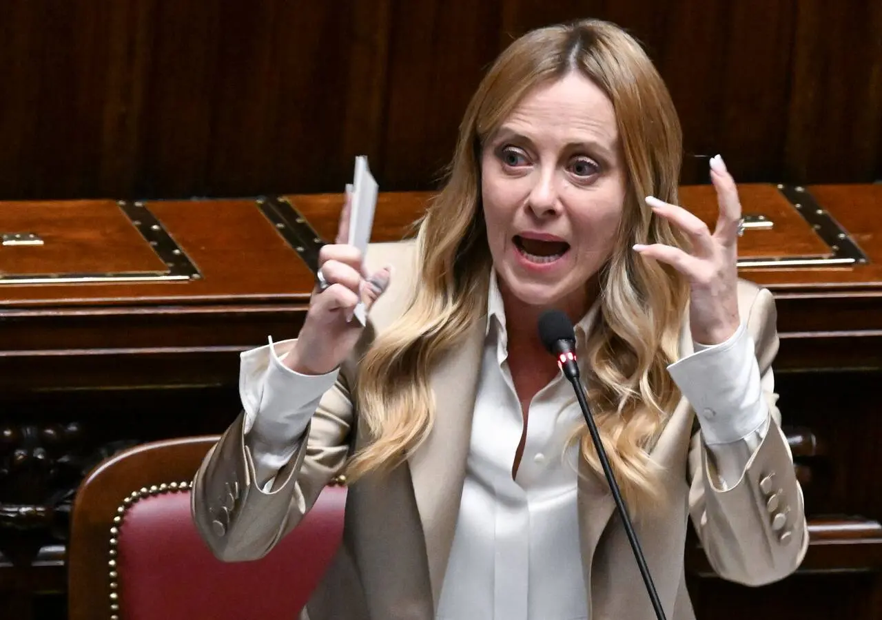 Giorgia Meloni plantea una revisión de la legislación migratoria europea
