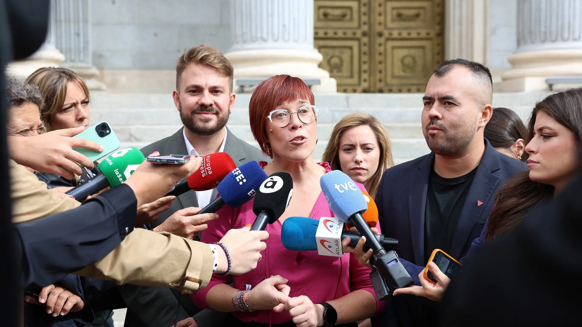 Compromís y Podem exploran un pacto in extremis: la coalición encabeza Valencia y Castellón y los morados, Alicante