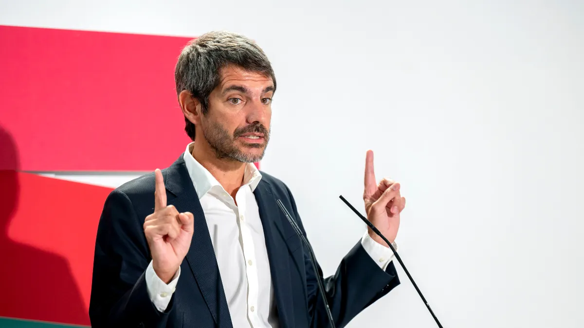 Urtasun será el número dos de la candidatura de Frente Amplio en Barcelona El ministro de Cultura y portavoz de Sumar, Ernest