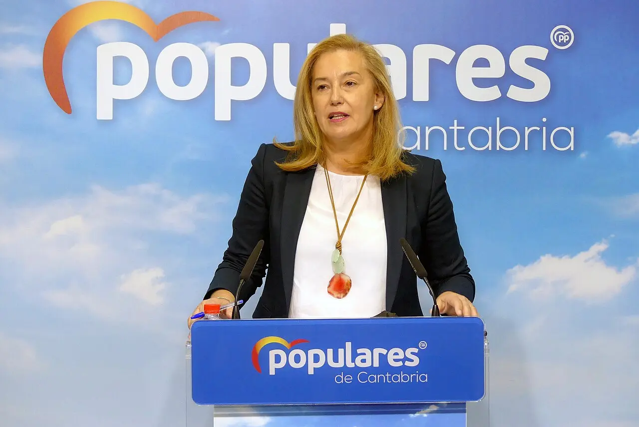 Rueda de prensa de María José González Revuelta secretaria autonómica del partido popular,ofreció una rueda de prensa sobre e