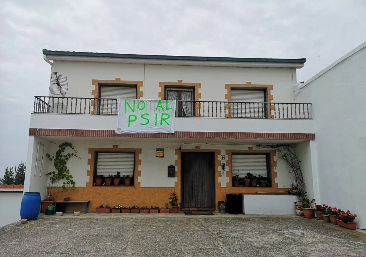Una de las viviendas afectadas en el barrio de Rucandial.