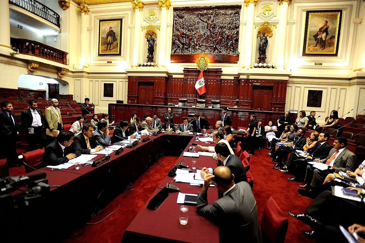 Ley de partidos políticos y legislación electoral