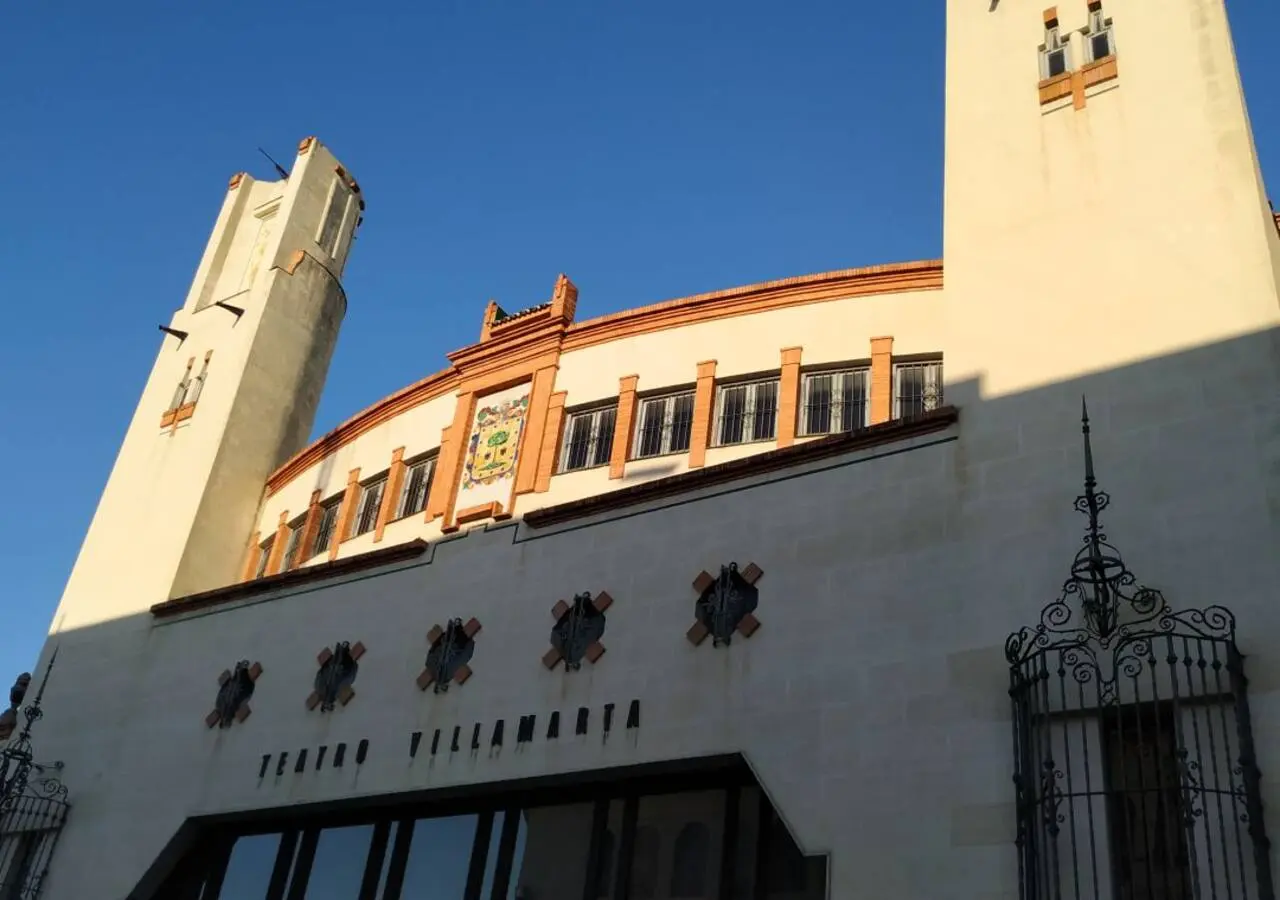 Fachada del Teatro Villamarta / Radio Jerez-Archivo