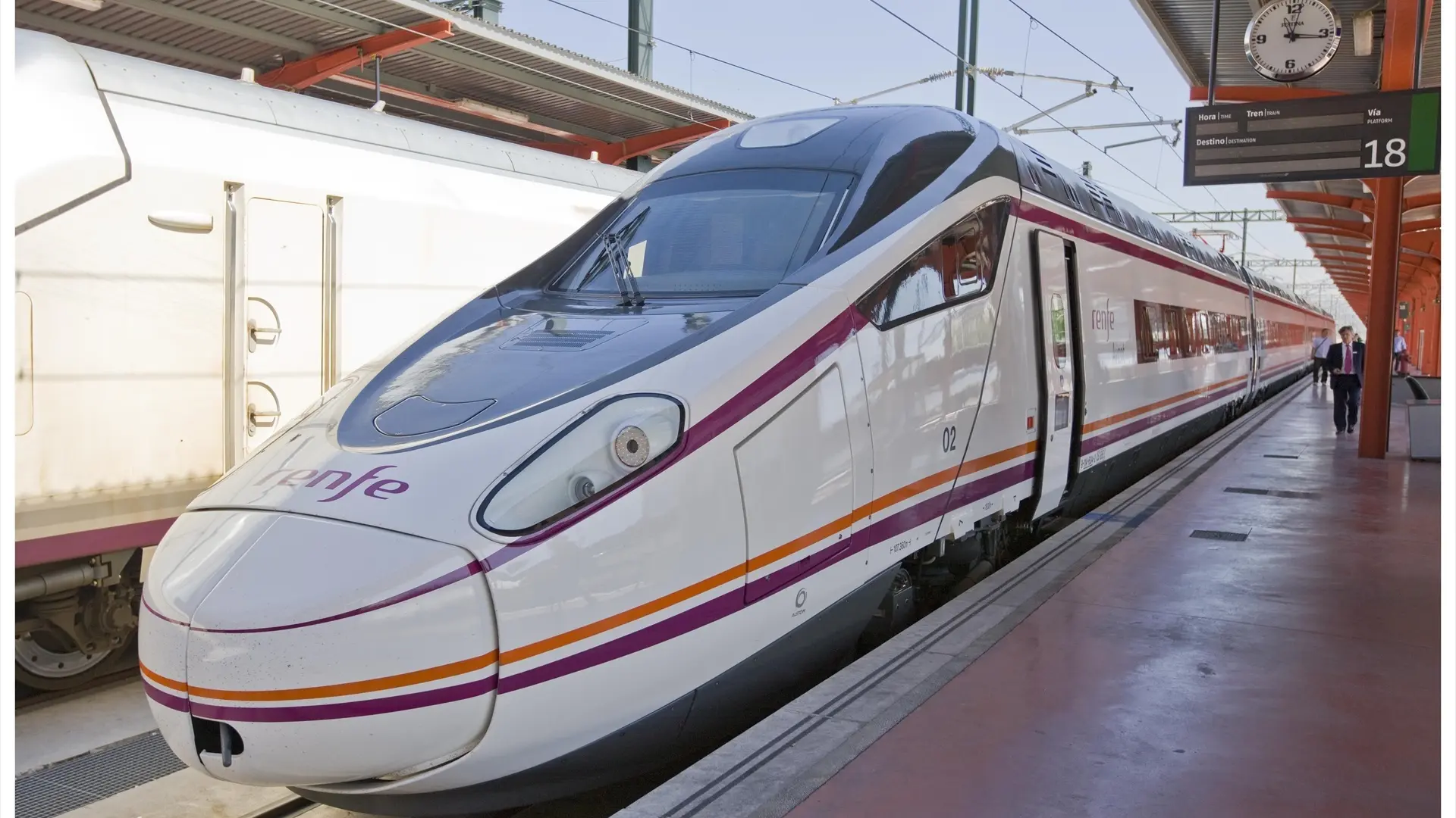 Un tren de Renfe, en una imagen de archivo.