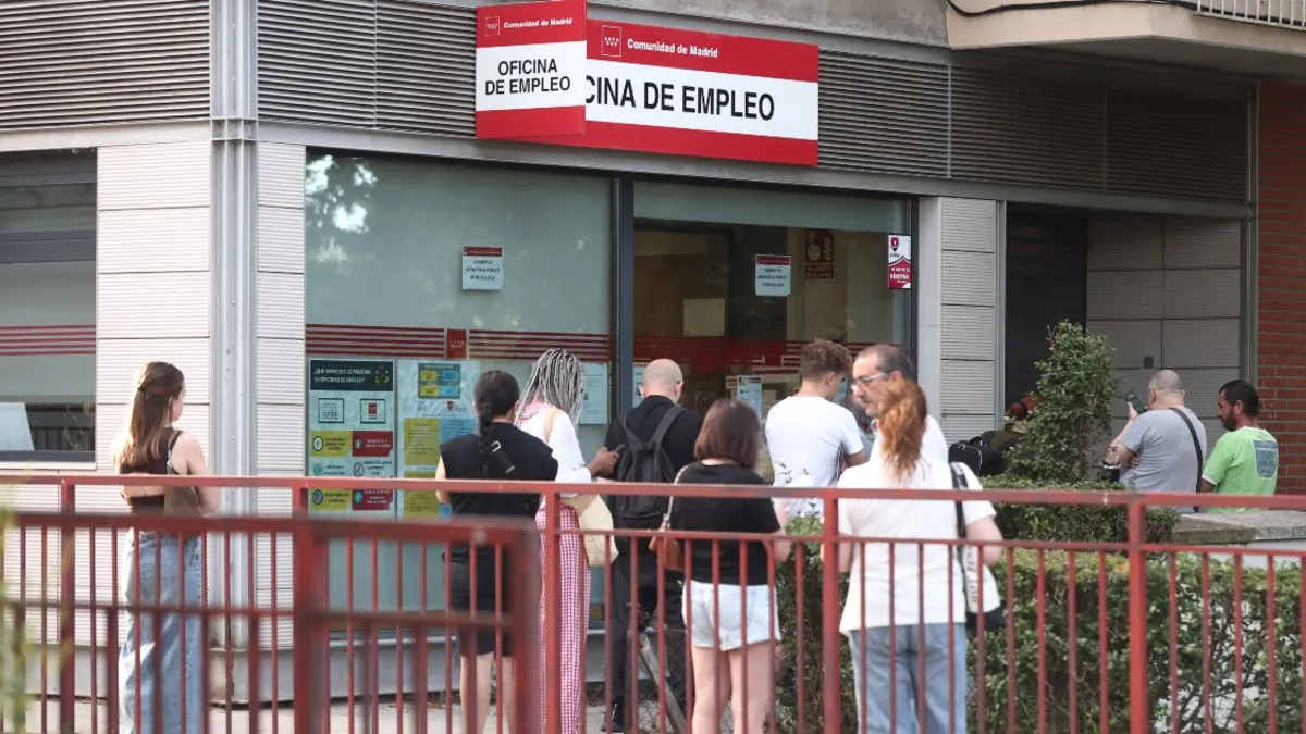 El Gobierno activa a mes y medio del 29-N un examen del gasto que antes requirió un año La Airef examinará la eficacia del ga