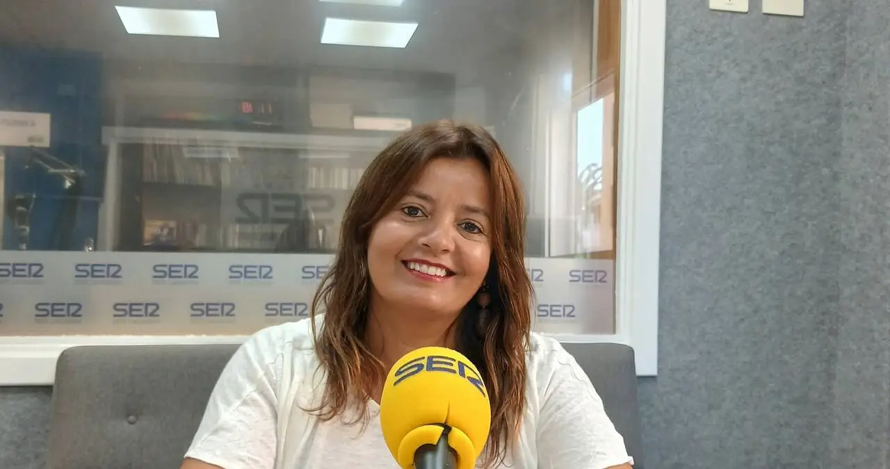 Olivia Duque: “Lo que defendemos es la prohibición total y absoluta de la actividad turística de buggies en Lanzarote” / CADE