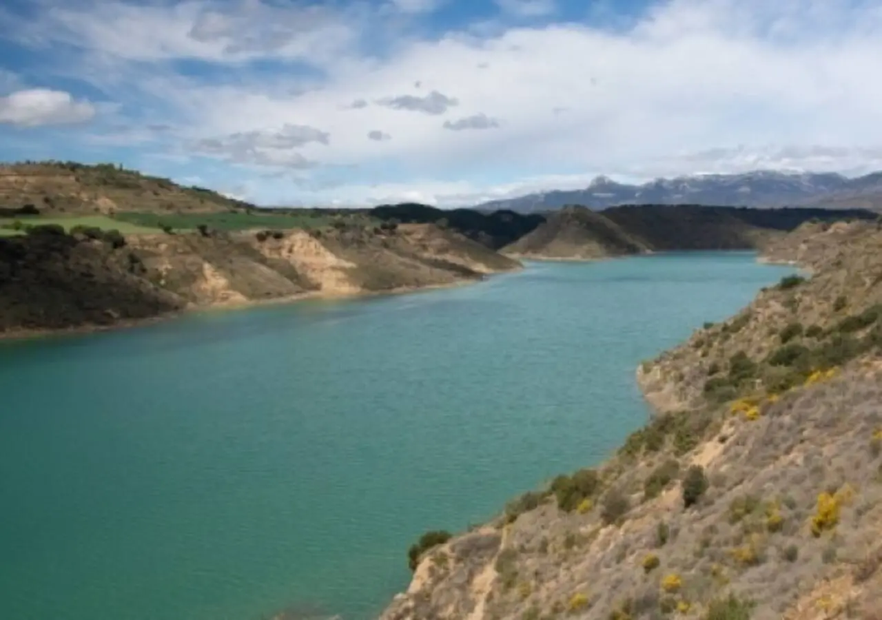 Embalse de Montearagón