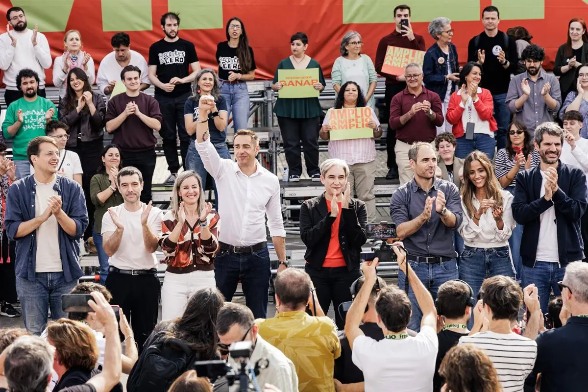 29N.- Frente Amplio aclara que no hay negociaciones con el PSOE para las listas al Congreso