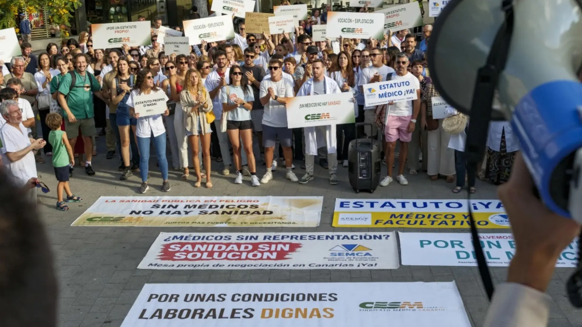 SEMCA cifra en un 60 % el seguimiento de la huelga de médicos en Canarias, frente al 9 % del Gobierno