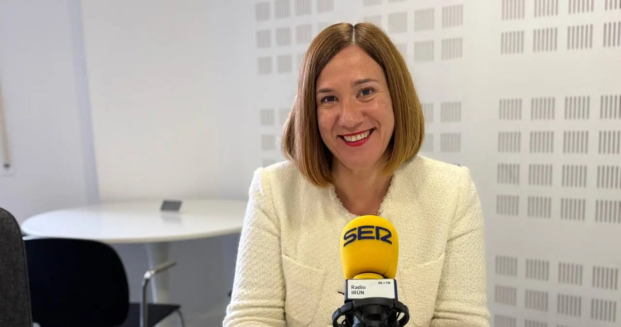La alcaldesa de Irun y por primera vez candidata del PSE-EE, Cristina Laborda, en Radio Irun