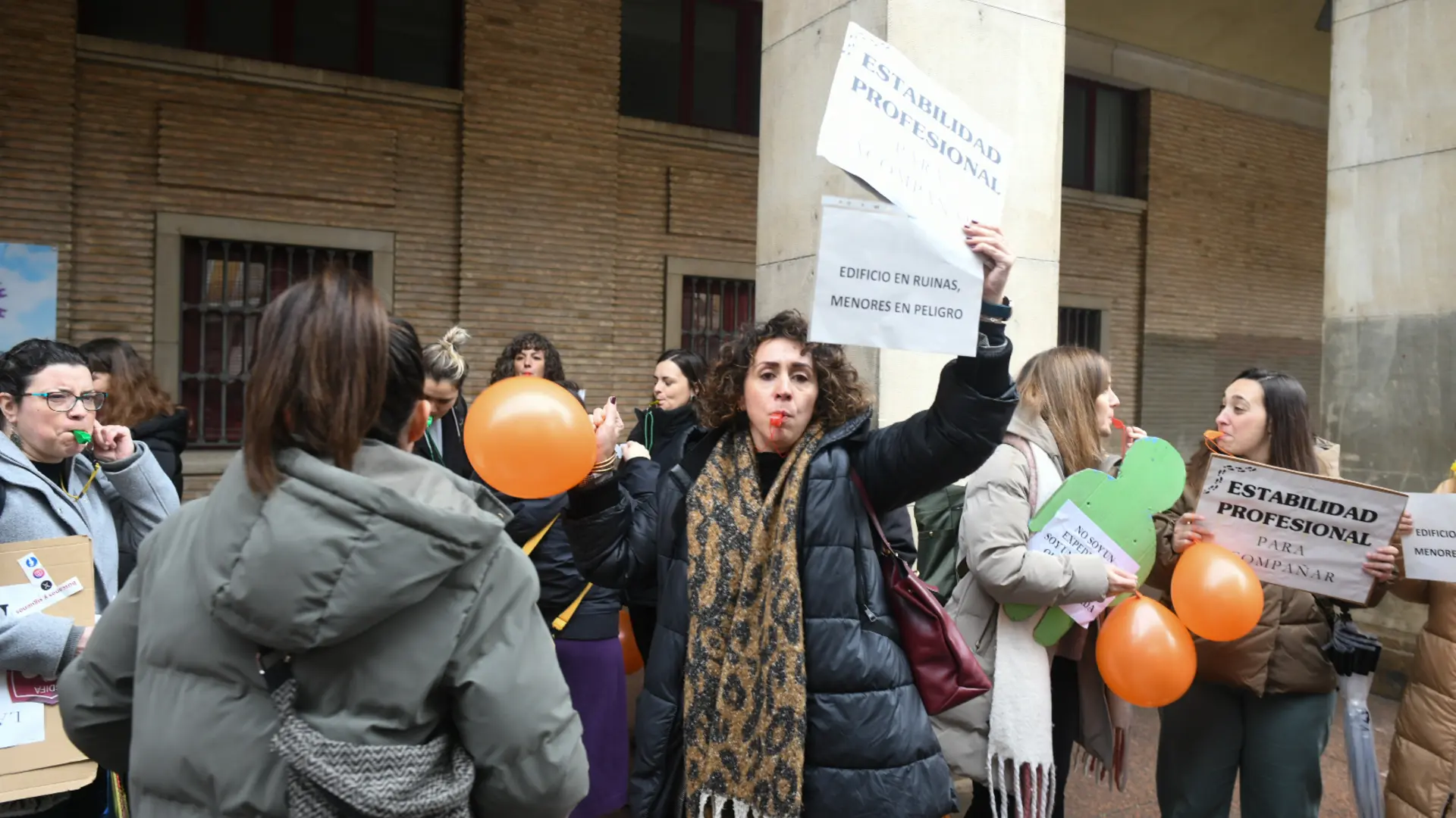 Nueva protesta de la Asamblea por la defensa pública de la protección a la infancia y la adolescencia en Aragón.