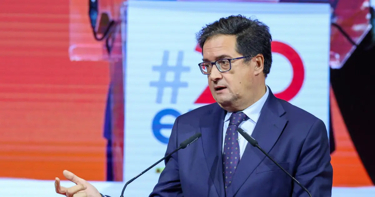 Óscar López responde a Milei que España «deja mucho que desear como dictadura»
