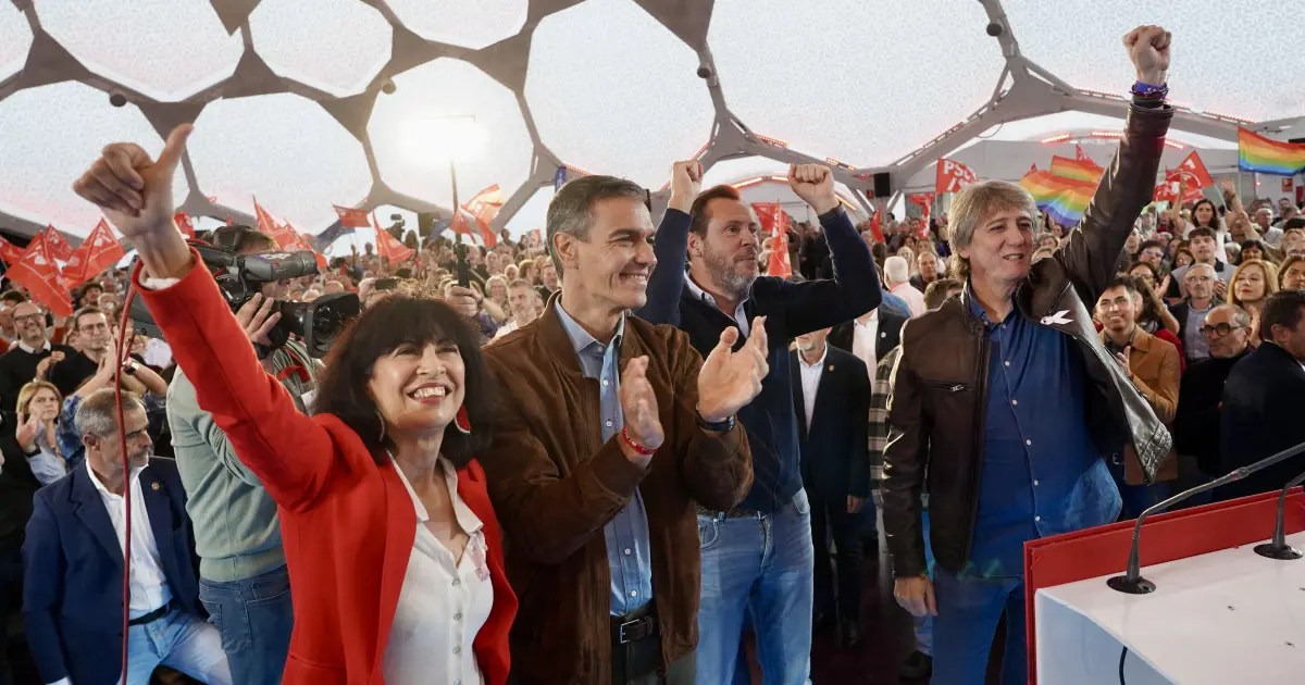 Pedro Sánchez llega a Burgos mientras Ferraz excluye a Luis Tudanca del Senado