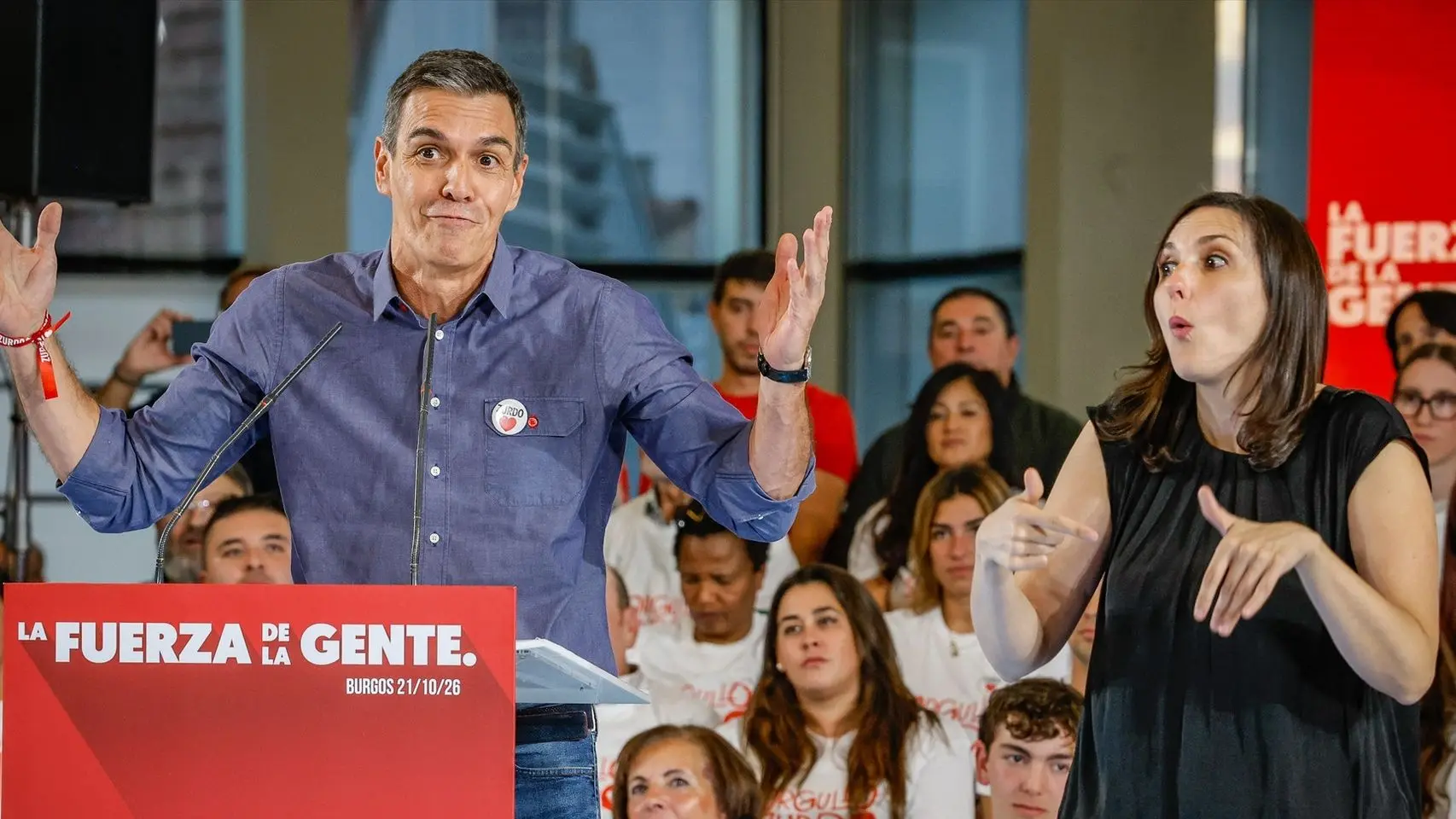 Sánchez sitúa a Milei, Feijóo y Abascal como «la misma peña»