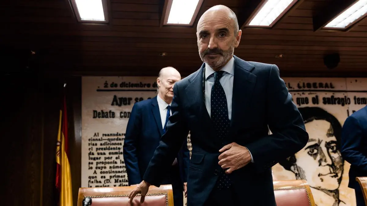 Julio Martínez admite que cobró 181.037 euros por llevar a los dueños de Turbovén ante Delcy Rodríguez