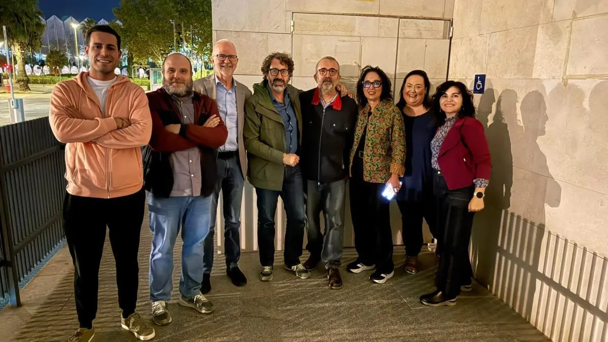 La prisa del PSOE por registrar las listas choca con la lentitud de Compromís y los nervios del PP