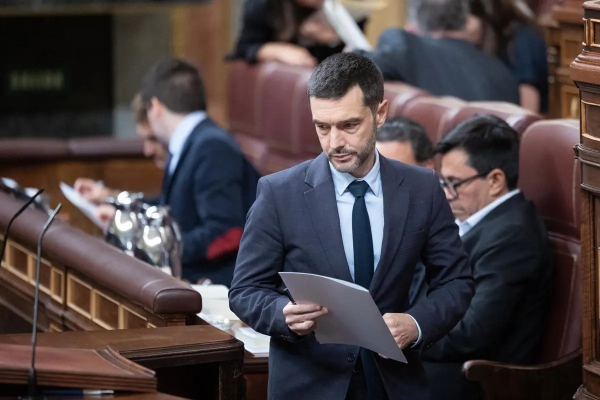 29N.- Bustinduy reclama dejar de hablar de las listas tras el choque entre CHA e IU por la renuncia en Teruel