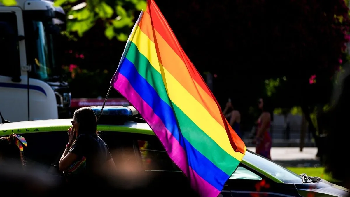 La Federación LGTBI+ alerta de una posible pérdida de derechos tras el 29-N
