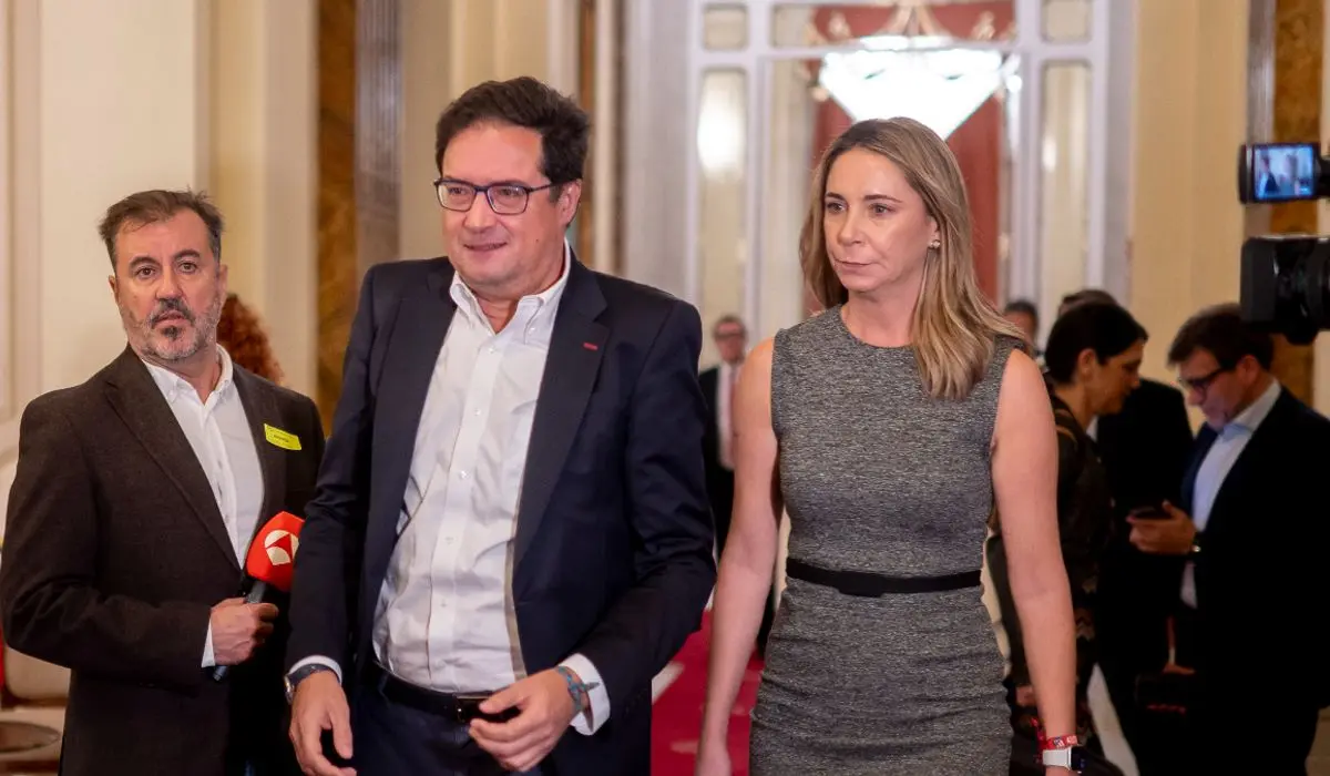 Óscar López y Mar Espinar en el Nueva Economía Fórum