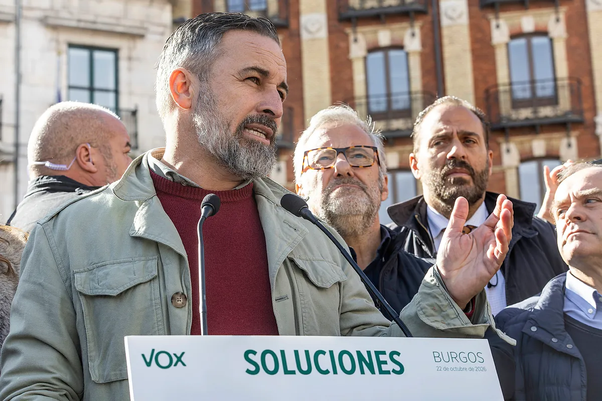Vox pide al PP que se aparte en dos provincias a cambio de su retirada en las circunscripciones clave del Senado