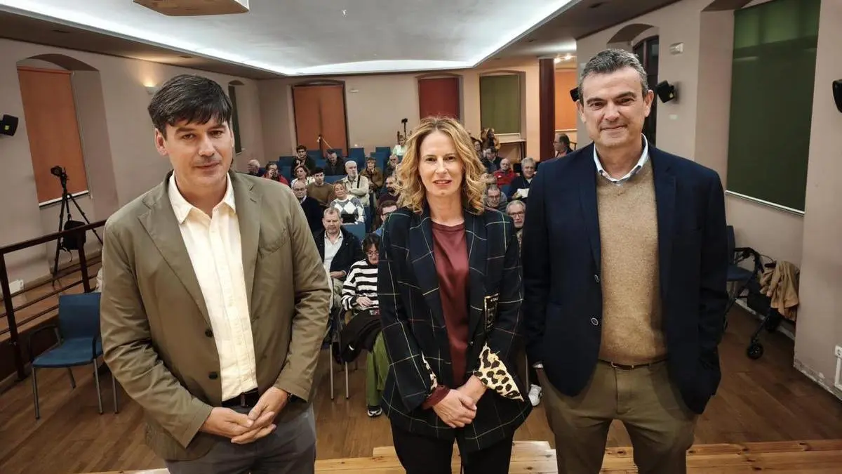 Borja Sánchez presenta los proyectos de Indra en Barros y de Bayer en Lada como la nueva etapa industrial del Nalón