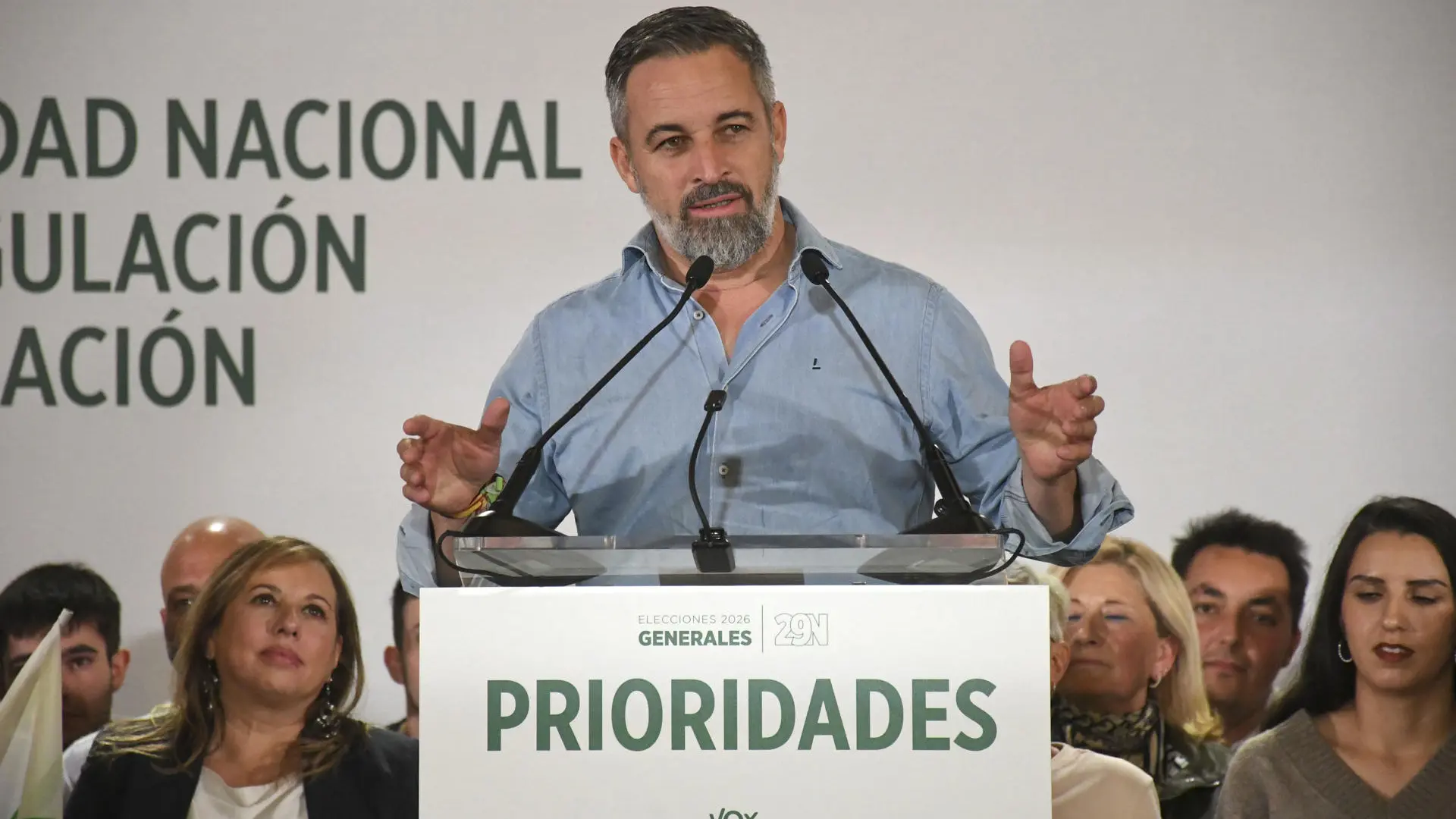 SEGOVIA, 22/10/2026.- El presidente de Vox, Santiago Abascal, este jueves durante un acto de su partido en Segovia, en el mar