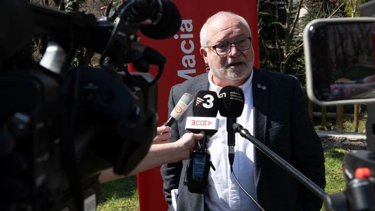 Puig (Junts) respeta que Puigdemont renuncie a liderar la oposición en Cataluña