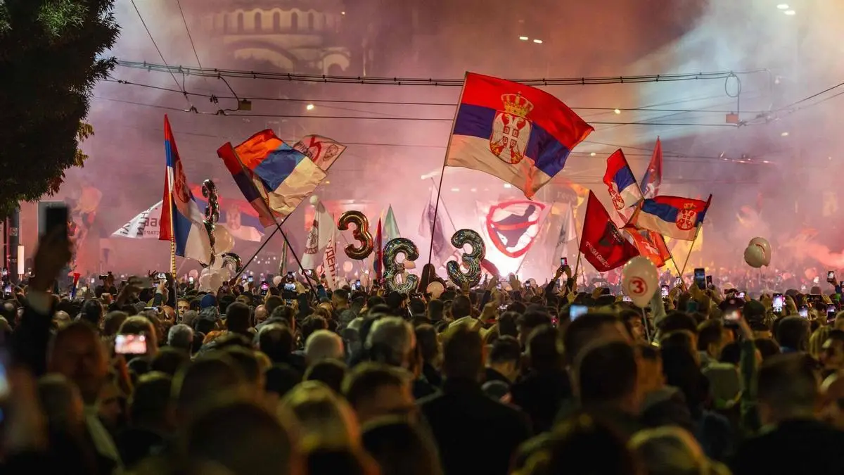 Serbia celebra unas elecciones cruciales