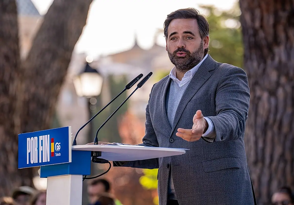 El presidente del PP de Castilla-La Mancha, Paco Núñez, en un acto público del Partido Popular en Toledo. El presidente del P