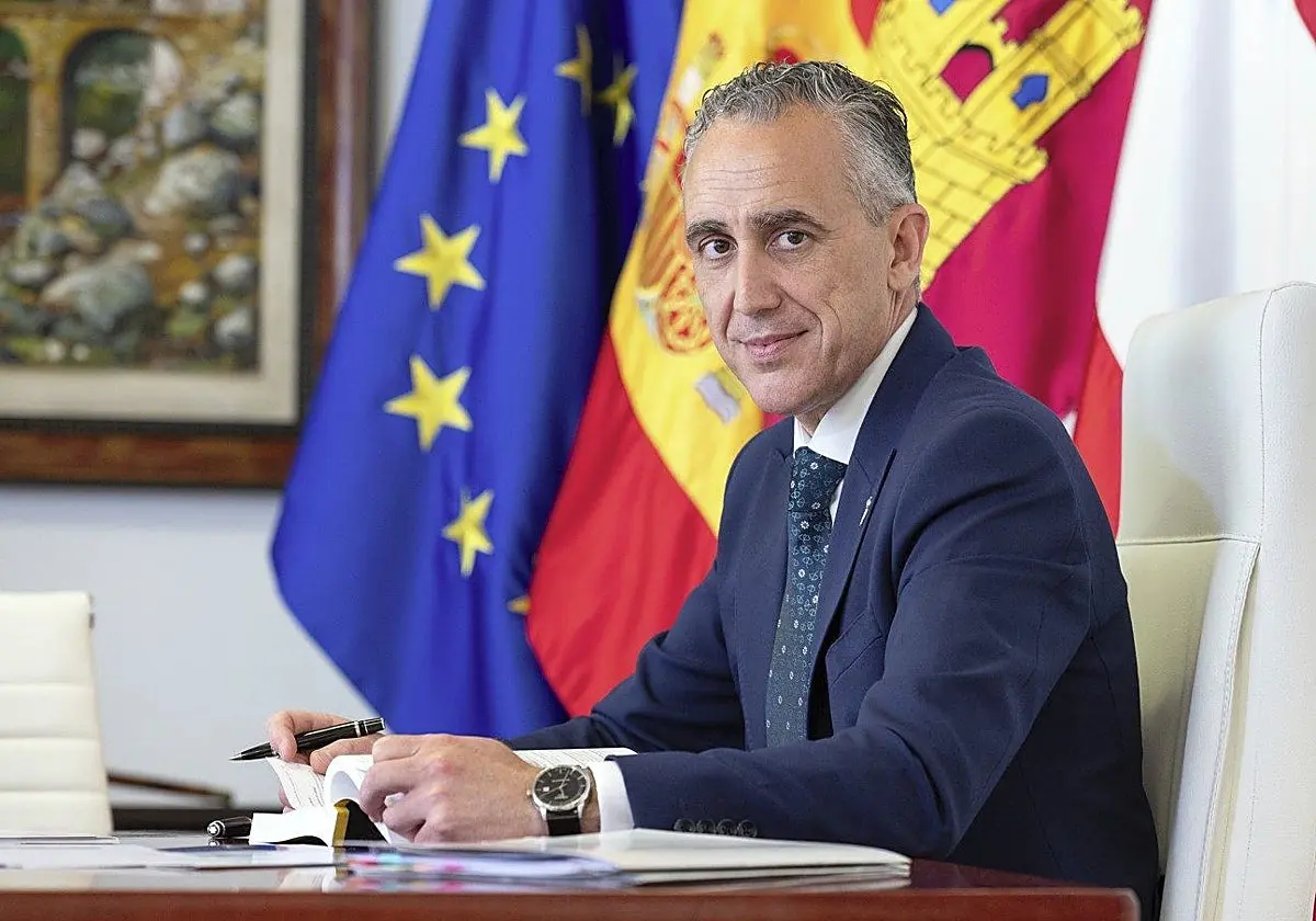 El alcalde de Puertollano asegura que su prioridad es seguir al frente del Ayuntamiento