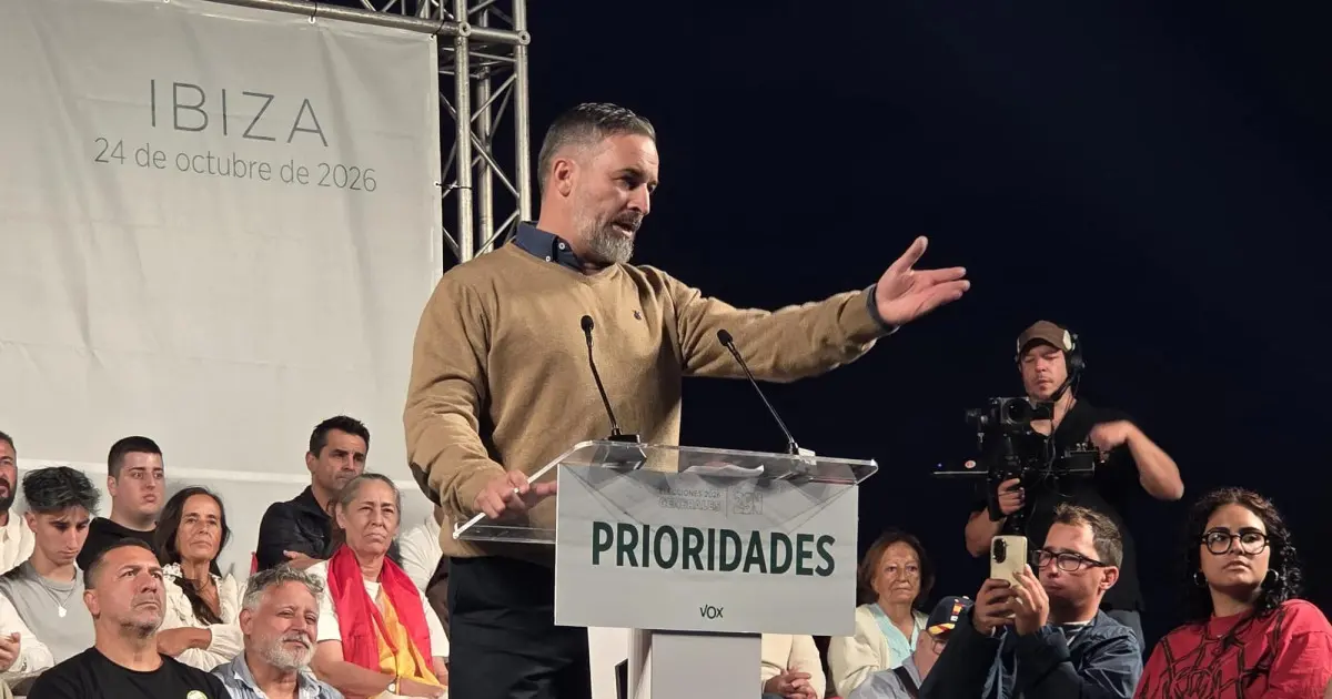 Santiago Abascal reúne a 1.500 personas en Ibiza y denuncia a Sánchez