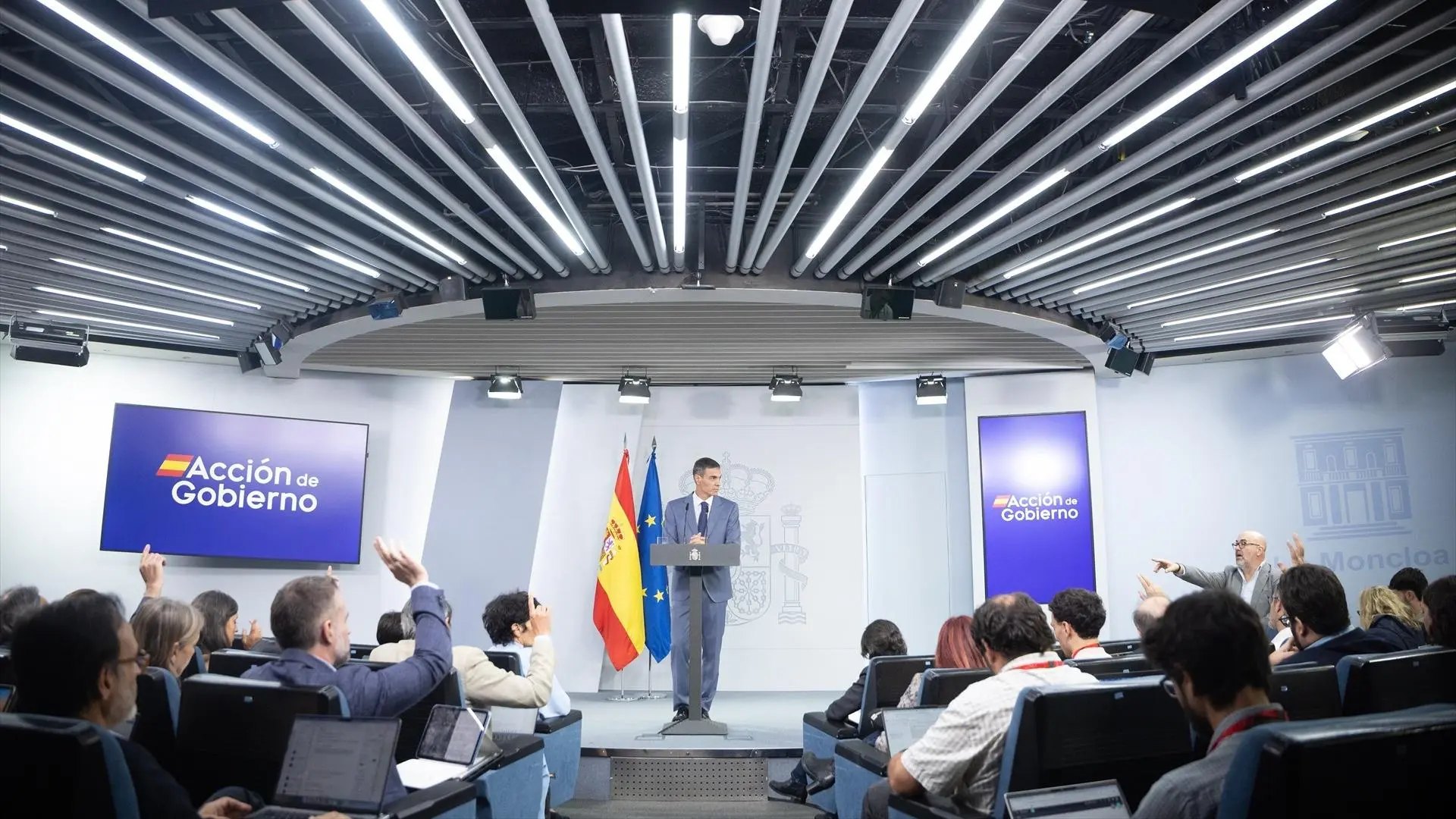 El presidente del Gobierno, Pedro Sánchez, durante una rueda de prensa posterior al Consejo de Ministros, el 2 de octubre.