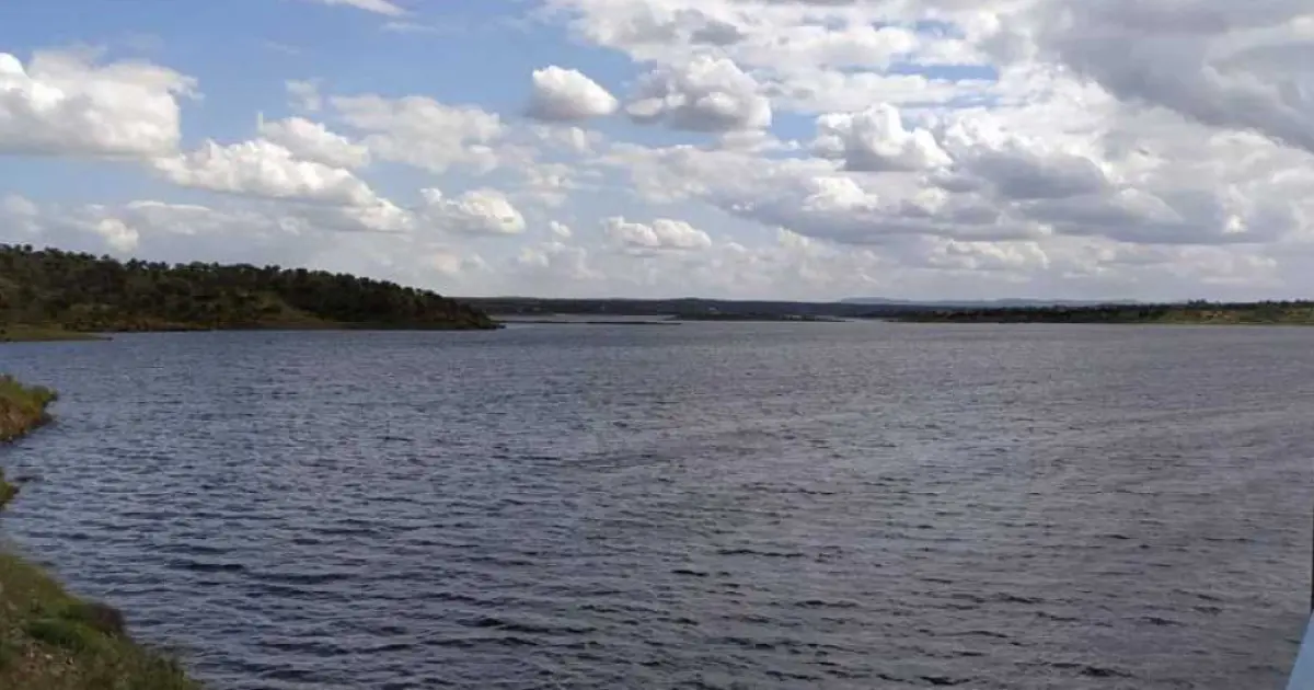 Salvador Fuentes anuncia que, si es senador, resolverá el agua del norte de Córdoba