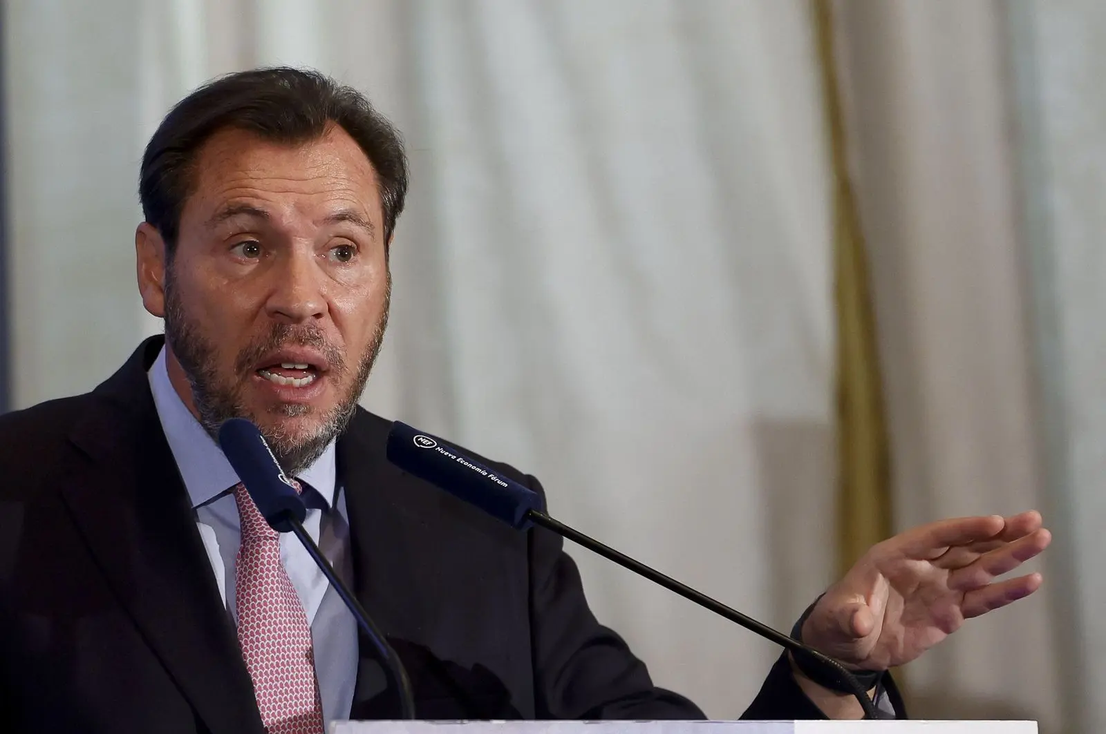 Óscar Puente dice que “ni pincha ni corta” en la investigación de Adamuz