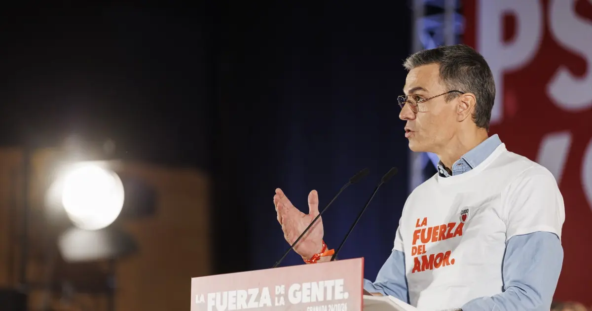 Pedro Sánchez usa Falcon para un mitin en Gijón tras visitas a los astilleros y a la escuela