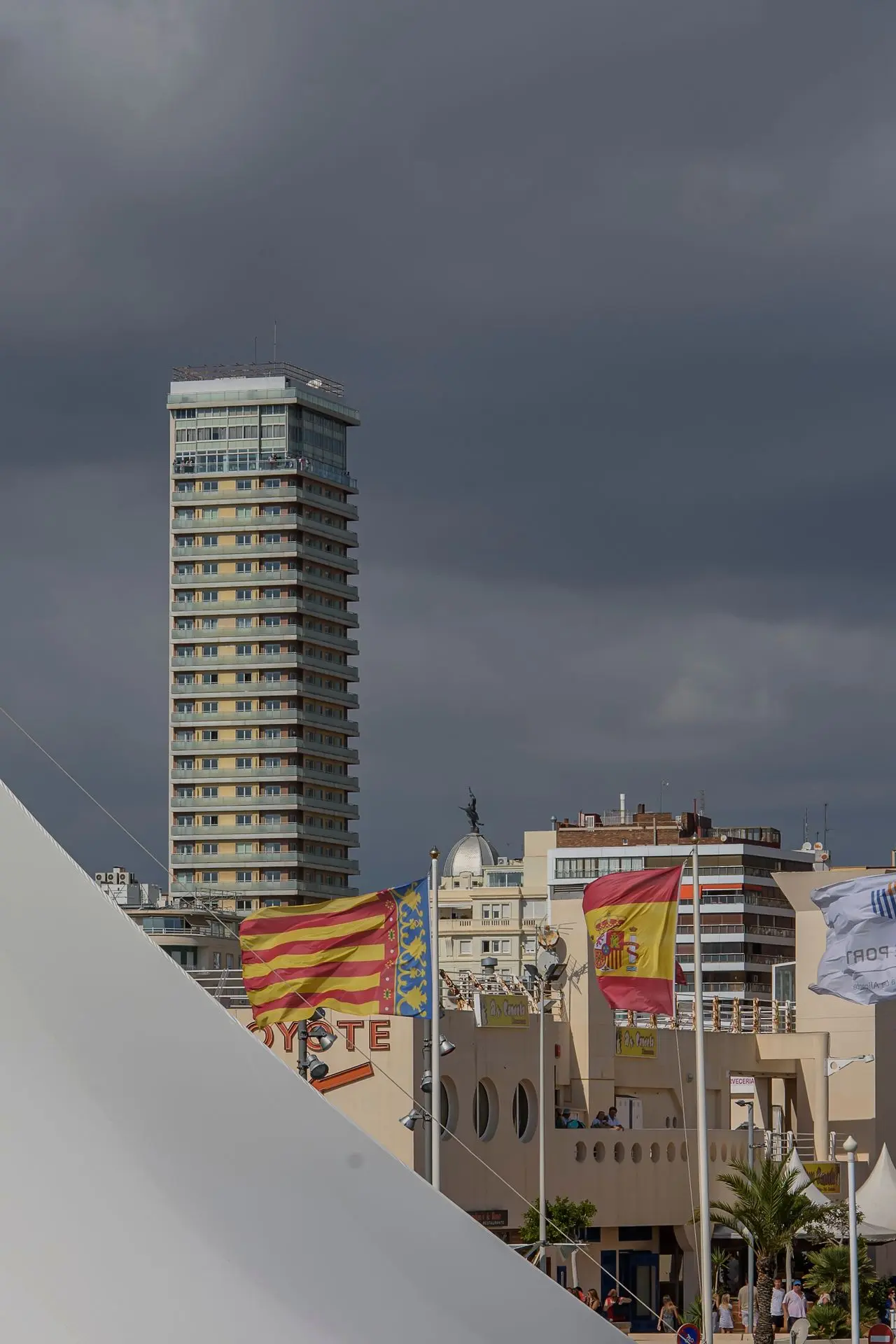 El PSOE y Frente Amplio apuran el plazo de candidaturas sin listas conjuntas al Congreso