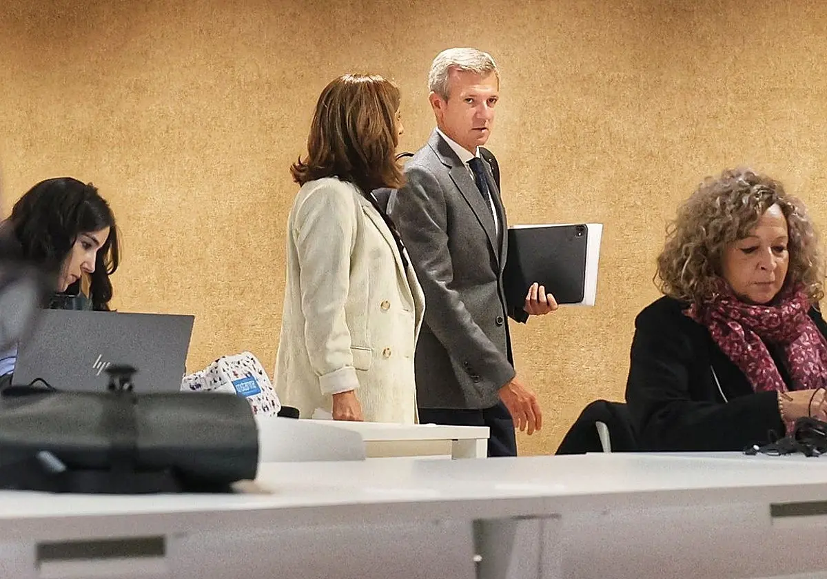 Galicia ultima el traspaso de los permisos de trabajo a extranjeros y aeródromos
