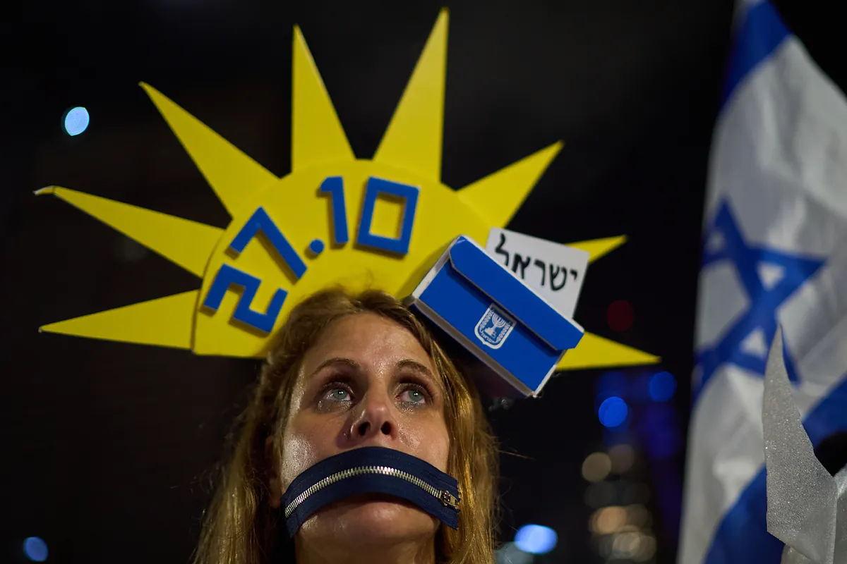 Israel vota en sus primeras elecciones desde el 7-O con los sondeos divididos entre Netanyahu y Eisenkot