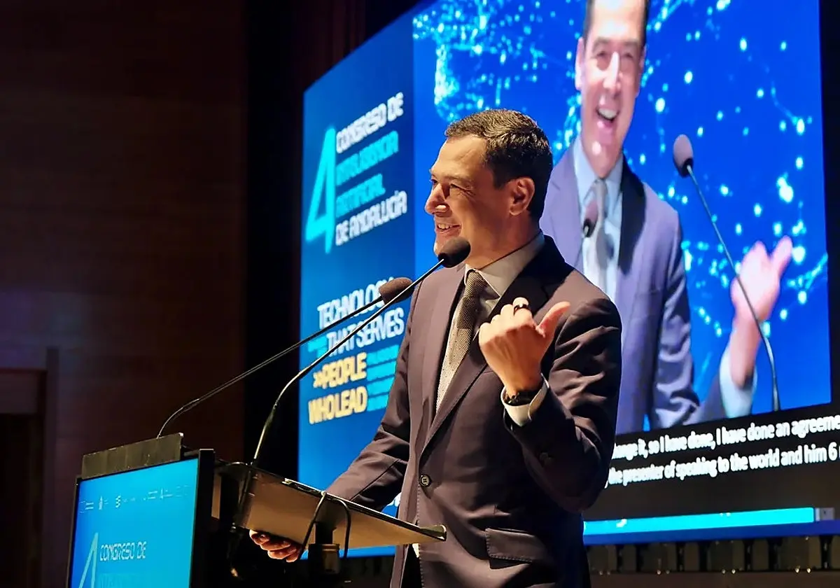 Juanma Moreno, durante su intevención de hoy en el congreso Juanma Moreno, durante su intevención de hoy en el congreso. (Ide