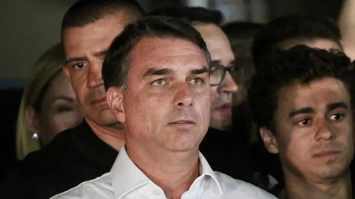 La Justicia de Brasil investiga a Flávio Bolsonaro por financiación irregular de su campaña El excandidato presidencial Flávi