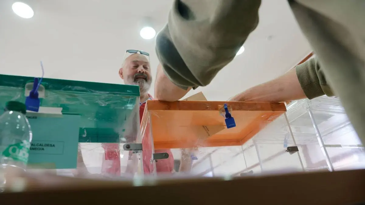Oviedo sorteará el viernes las mesas electorales del 29-N y cambia de sede tres colegios por obras
