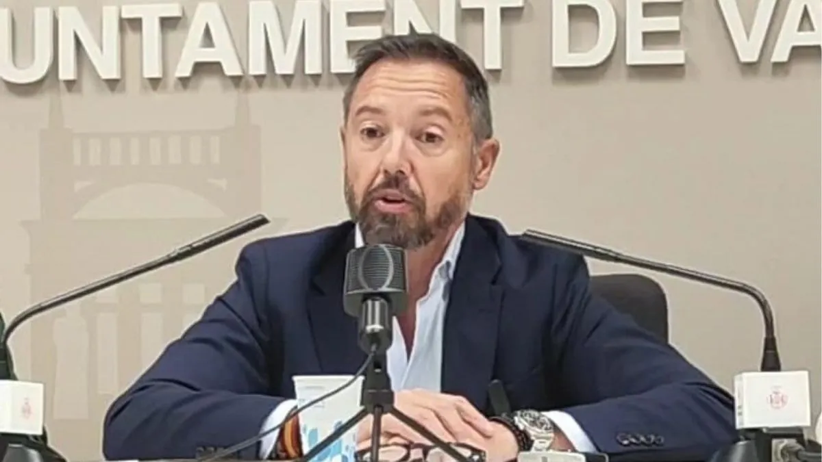 Vox expulsa al valenciano Juanma Badenas casi dos años después de las exclusivas de TO El concejal valenciano Juanma Badenas.