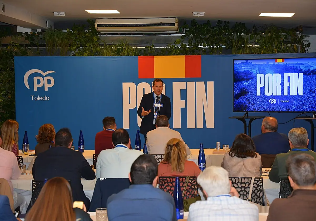 Carlos Velázquez reivindica a los 104 alcaldes toledanos del PP como “aval” para gobernar España