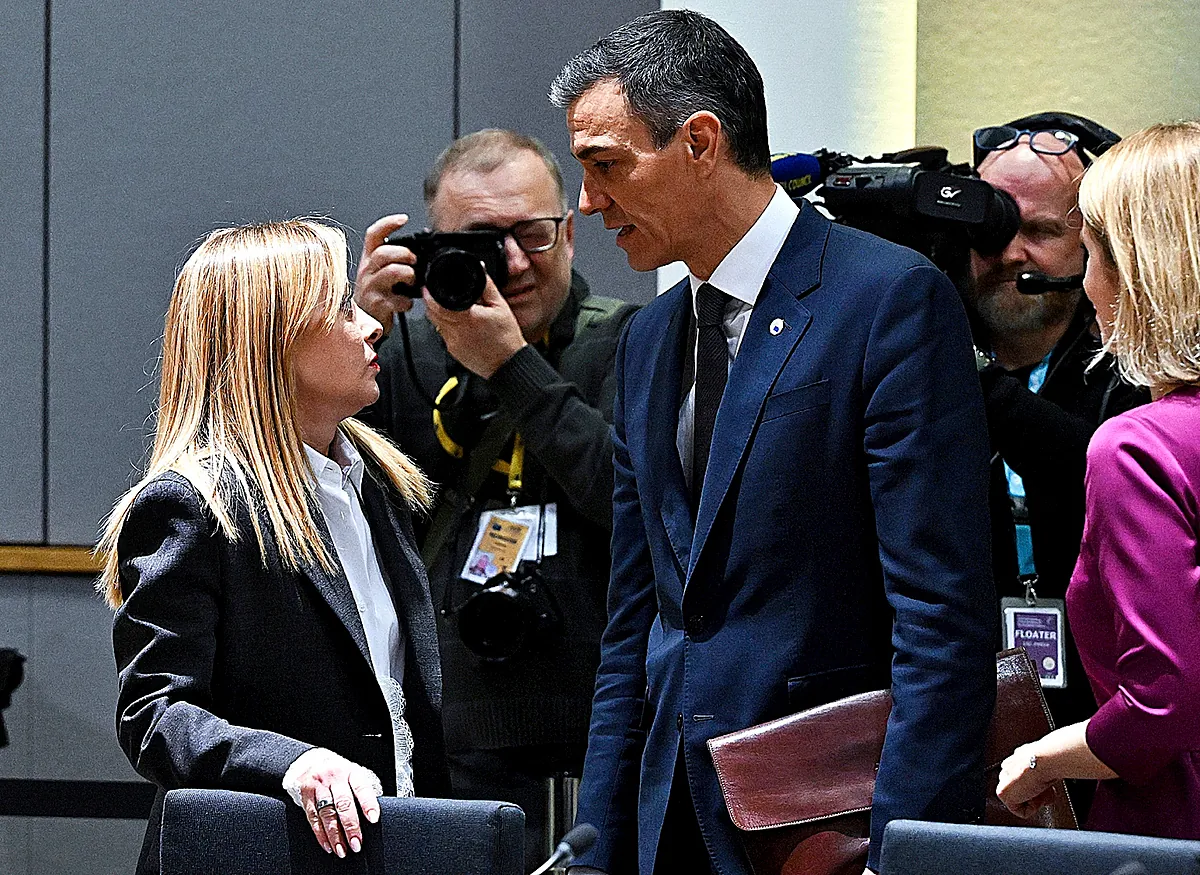 La Comisión Europea abre expediente a España por la regularización de inmigrantes