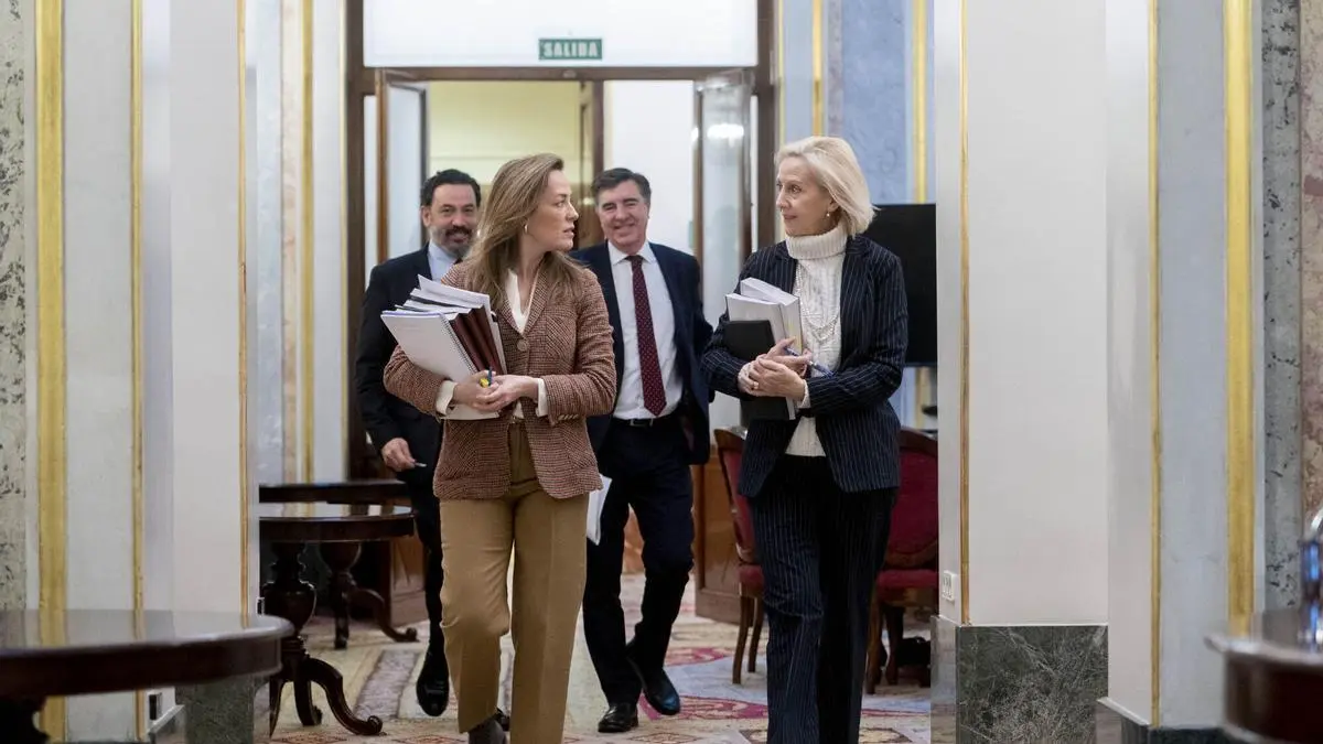 El PP relega en las listas del 29-N a sus cuatro miembros de la Mesa del Congreso