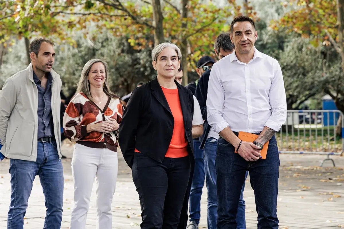29N.- Frente Amplio suspende los actos de precampaña tras el accidente de tren y Colau se solidariza con los afectados