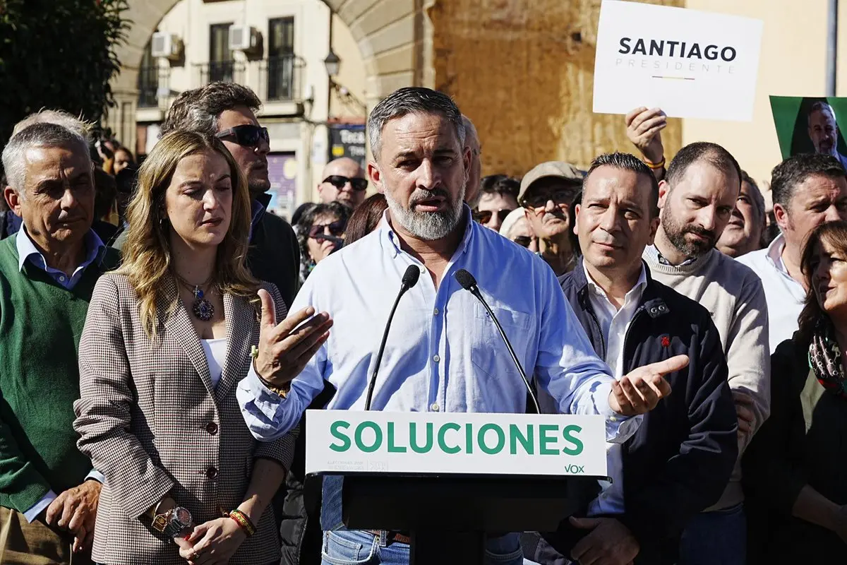 Accidente.- Abascal denuncia la «insoportable degradación» de la infraestructura ferroviaria y no suspenderá su agenda
